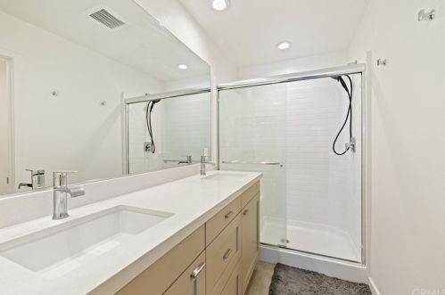 2812 Glassell St, Orange CA  92865-1002 exterior