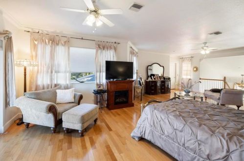 705 Shakett Creek Dr, Nokomis FL  34275-2252 exterior