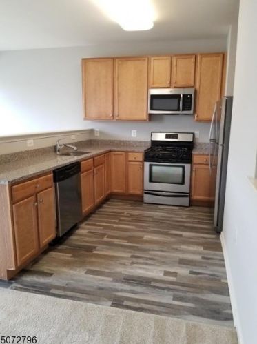 105 Conover Ter, Lebanon NJ  08833-2183 exterior