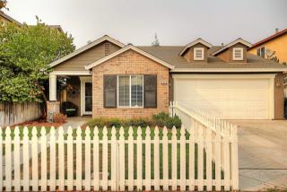 2315 Gallery Dr, Riverbank, CA 95367-9507