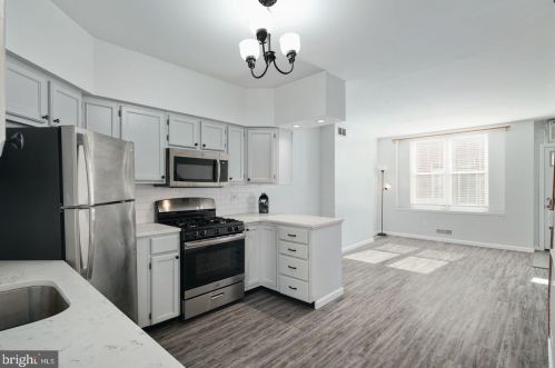 2536 Clarion St, Philadelphia, PA 19148-4316