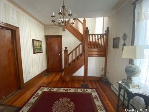 187 Beach 114th St, Far Rockaway, NY 11694-2406