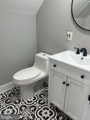 18 Norwood Ln, Willingboro NJ  08046-1331 exterior