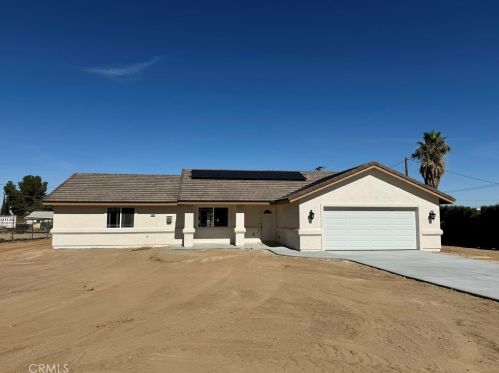14664 El Cariso Rd, Victorville, CA 92392-9124