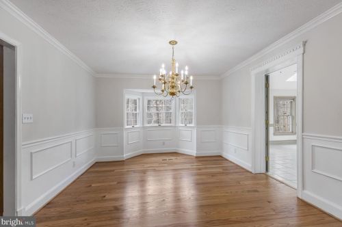 4471 Occoquan Overlook, Woodbridge VA  22192-6107 exterior