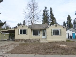 1027 33rd Ave, Spokane, WA 99203-3133