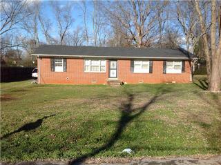2015 Olympia Pl, Murfreesboro TN  37130-4609 exterior