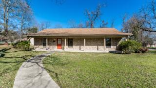 404 Arkansas Ave, Trees, LA 71082-2806