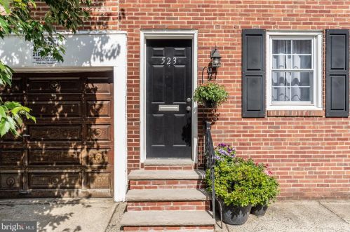 523 24th St, Philadelphia, PA 19146-1149