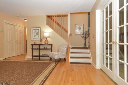122 Continental Rd, West Milford Lakes, NJ 07480-1802