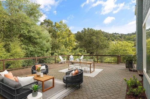 2990 Frye St, Oakland CA  94602-3545 exterior