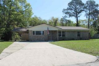 8 Usher Cir, Pensacola, FL 32506-3729