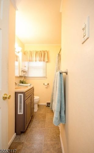 41 Main St, Wantage NJ  07461-2306 exterior
