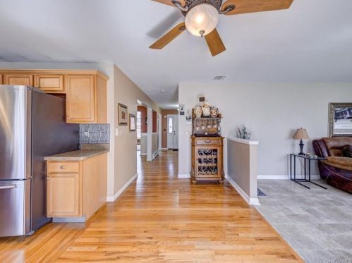 48 Amdurer Rd, Westtown NY  10998-3700 exterior