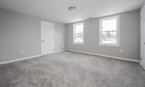 54 Abbott St, Nashua NH  03064-2103 exterior