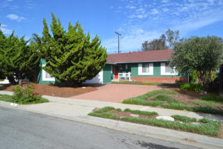364 Santa Barbara Shores Dr, Santa Barbara, CA 93117-2408