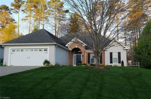 120 Honeyridge Ct, Lewisville, NC 27023-8334
