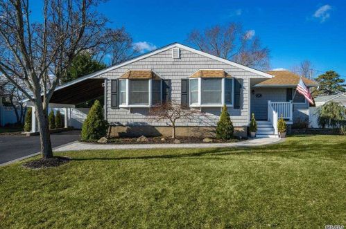 30 Virginia Rd, South Setauket, NY 11720-2711