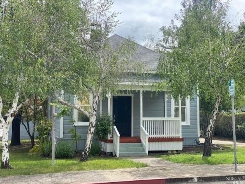 315 Pine St, Ukiah, CA 95482-4335