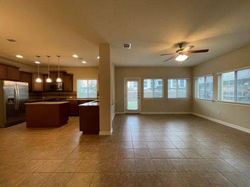 6505 Alleyton Dr, Austin TX  78725-2944 exterior