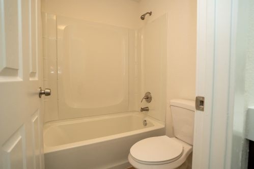 1324 Red Teal Dr, Newman CA  95360-1715 exterior