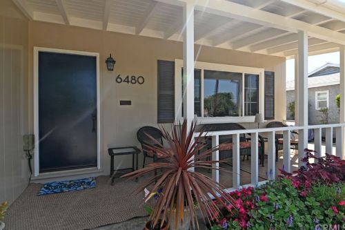 6480 El Roble St, Long Beach, CA 90815-4617