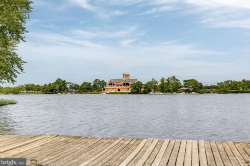 135 Haddon Ave, Camden NJ  08108-1033 exterior