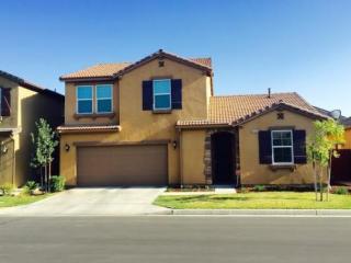 1819 Escher Way, Hanford, CA 93230-8159