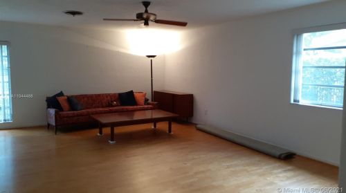 14120 Alamanda Ave, Hialeah, FL 33014-2907