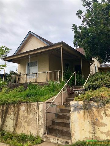 1724 Hoover Ave, National City CA  91950-5512 exterior