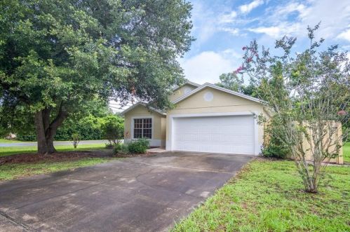 2319 Greenleaf Dr, Orlando, FL 32810-2427