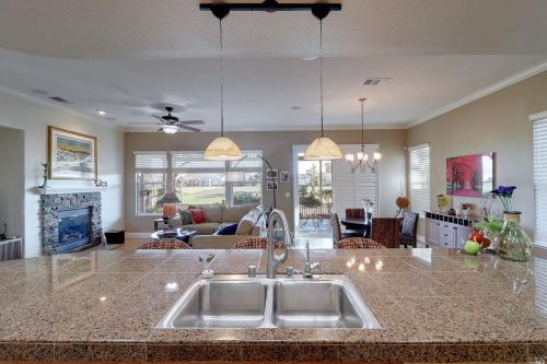 104 Riviera Dr, Rio Vista CA  94571-2243 exterior