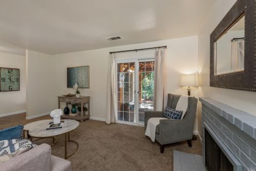1590 Cunningham Way, Santa Rosa CA  95403-2342 exterior
