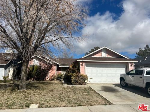 807 Trixis Ave, Lancaster, CA 93534-1557