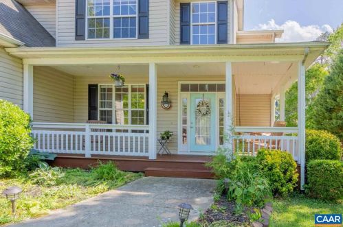 459 Jefferson Dr, Bybee, VA 22963-2901