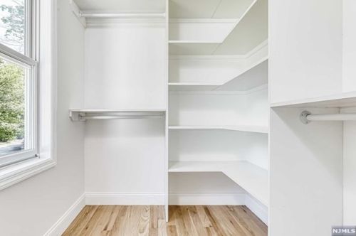 441 Northern Pkwy, Ridgewood NJ  07450-1720 exterior