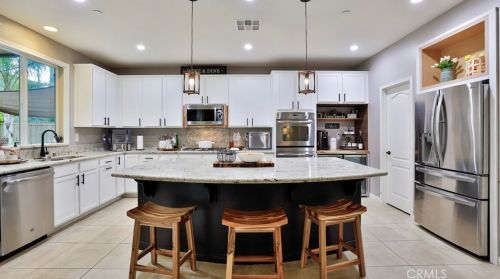 35595 Desert Rose Way, Lake Elsinore CA  92532-2905 exterior