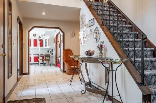 38 Shelley Rd, Bethel, CT 06801-3220