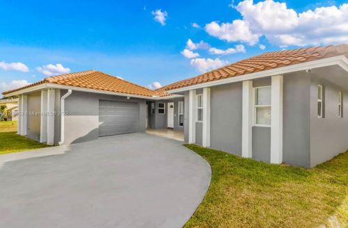 934 Nautilus Isle, Dania Beach FL  33004-2356 exterior