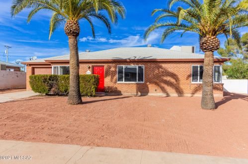 6573 Cooper St, Tucson, AZ 85710-1017