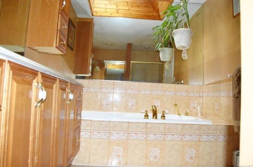 9 Rolling Hills Dr, Panamoka NY  11961-2305 exterior