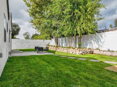295 Poppyfields Dr, Altadena CA  91001-4837 exterior