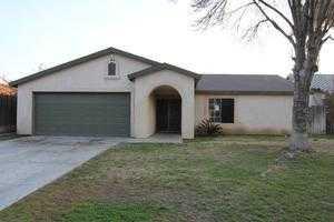 815 Ivy Trae Ln, Bakersfield, CA 93307-7129