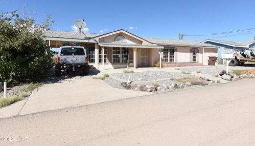 460 Bluewater Dr, Parker, AZ 85344-4138