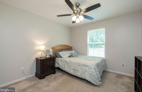 422 8th Ave, Parkesburg PA  19365-1360 exterior