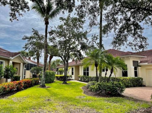 1665 Tarpon Bay Dr, Naples, FL 34119-8710