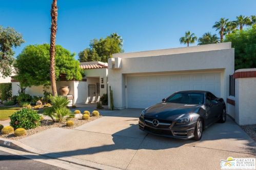 4 Vista Loma Dr, Rancho Mirage CA  92270-2959 exterior