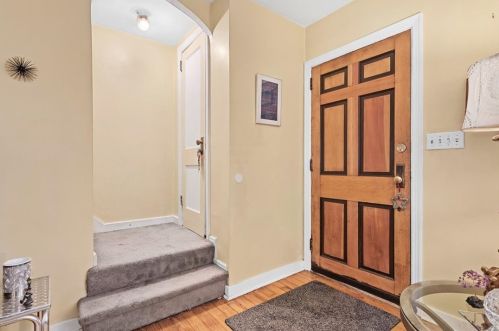 768 Montclair St, Pittsburgh PA 15217-2853 exterior