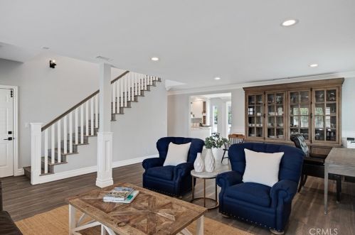 1336 1st St, Manhattan Beach CA  90266-6902 exterior