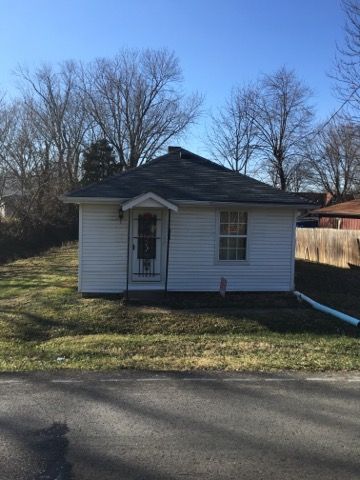 1003 Slate Run Rd, New Albany IN  47150-1818 exterior